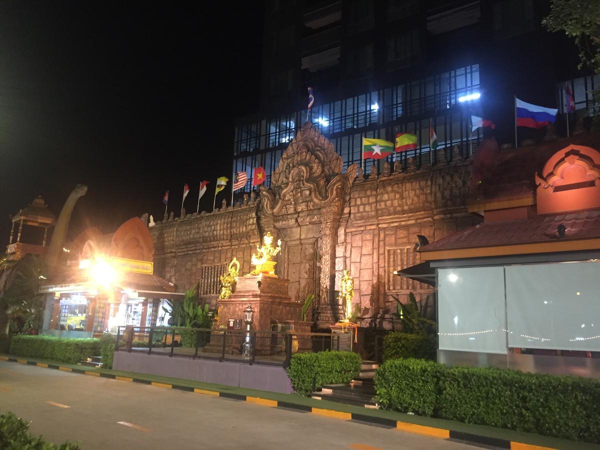Sillemon Garden Hotel Bangkok Exterior foto