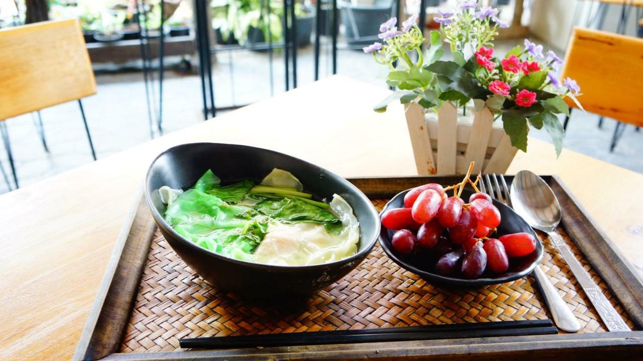 Sillemon Garden Hotel Bangkok Exterior foto